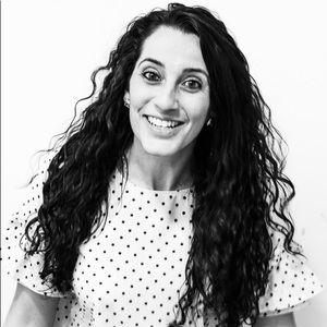 Meet your Posher, Dana